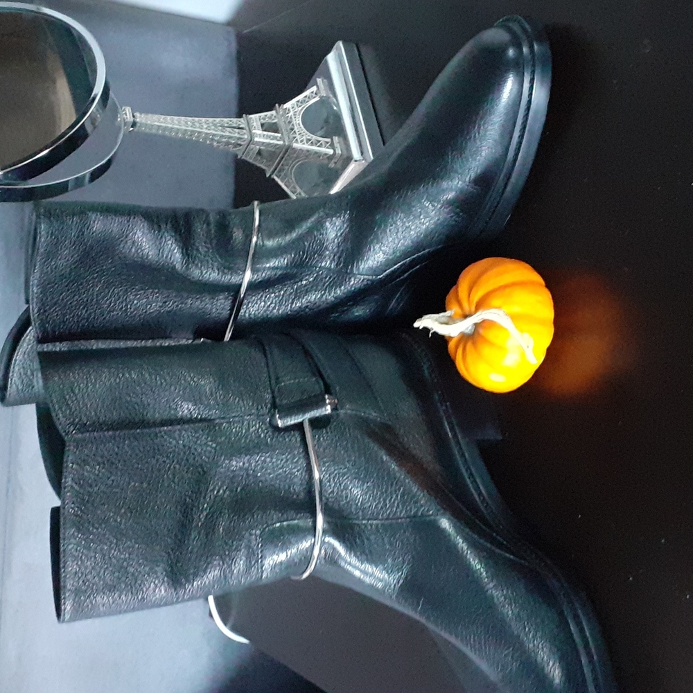 BALENCIAGA EU 40 Black Textured Leather Gold Metal Strap Unisex Biker Boots - Picture 8 of 11